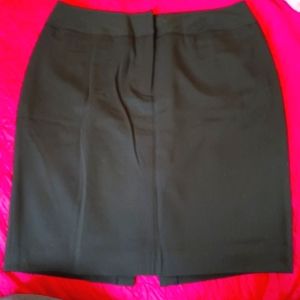 Worthington Petite Stretch NWT Black Skirt